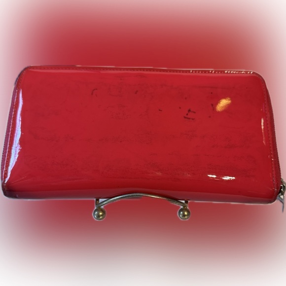 CHANEL
REDUCED Red Patent Leather CC Long Yen Zip Wallet authentication cards - Picture 3 of 10